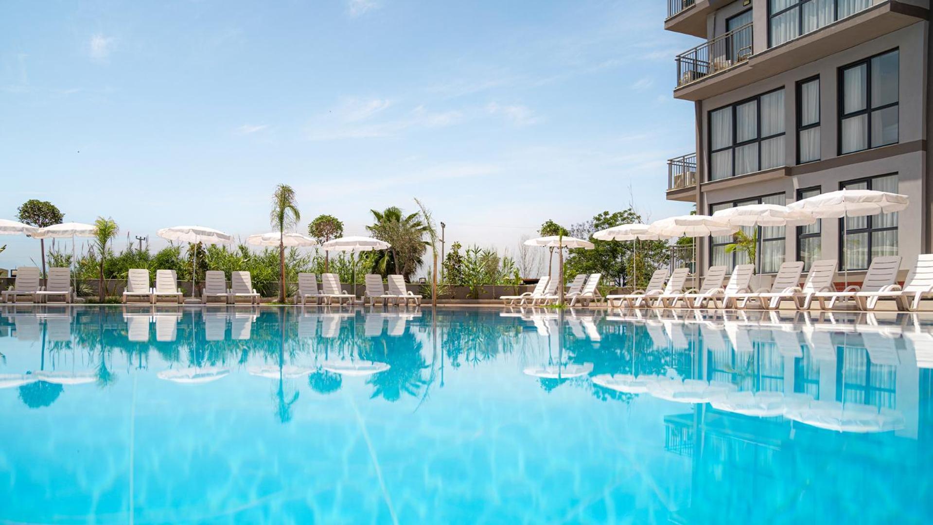 Laristone Suite Spa Hotel Aksu  Exteriör bild